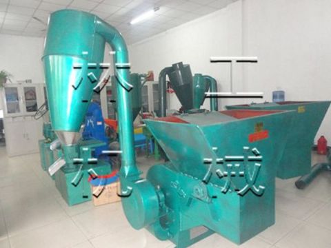 點擊查看詳細信息<br>標題：自動進料粉碎機 閱讀次數：1643