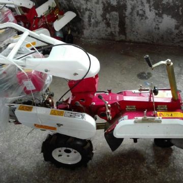 點擊查看詳細信息<br>標題：開溝機 閱讀次數：1923