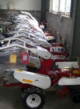 點擊查看詳細信息<br>標題：開溝機 閱讀次數：1839